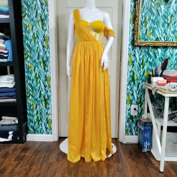 Miss Circle Back In Style Silk Pleated Corset Slit Maxi Dress Yellow XXS NWT - Picture 3 of 15